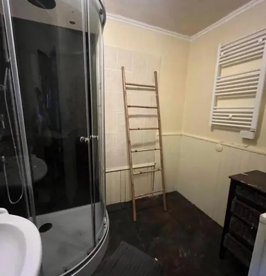 バス共有のスタンダードルーム, Chambre D Hote A La Ferme