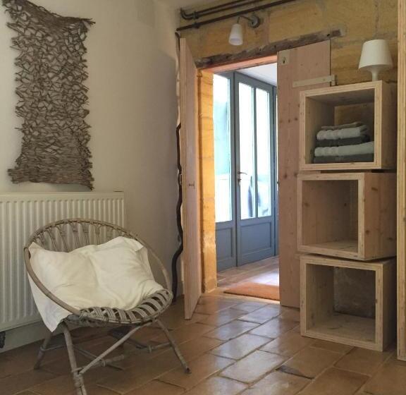 غرفة قياسية مطلّة علي الحديقة, Songes Au Lit Du Fleuve