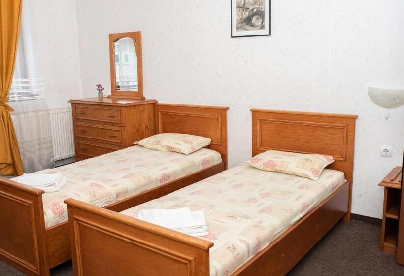 غرفة قياسية, комплекс плавис