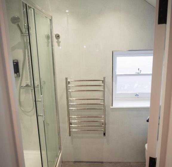 اتاق لوکس, Crown