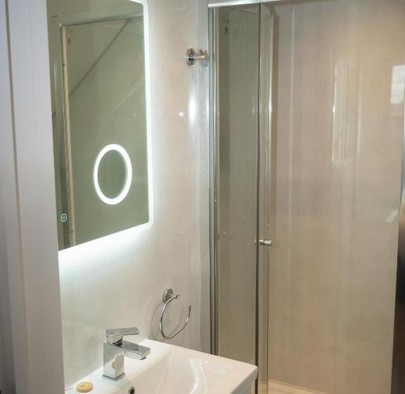 اتاق لوکس, Crown