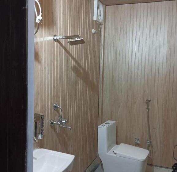 4인용 스탠다드 룸, Kedareshwar Resort