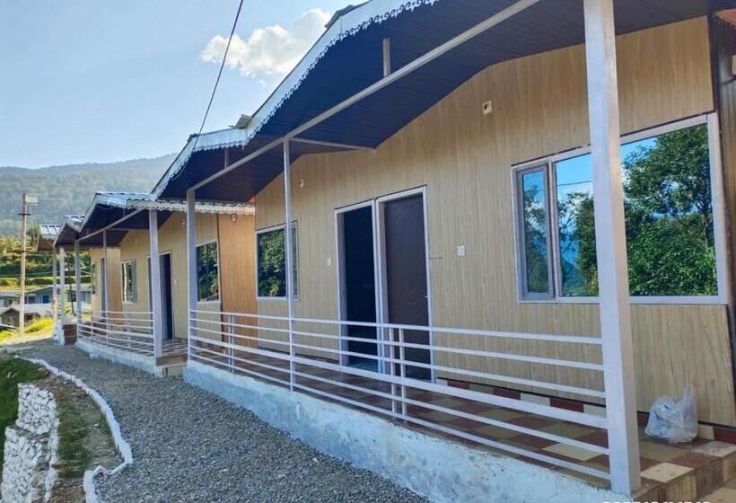 4인용 스탠다드 룸, Kedareshwar Resort
