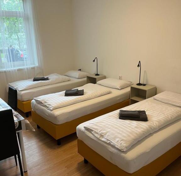 标准三人间, Alba Vendégház