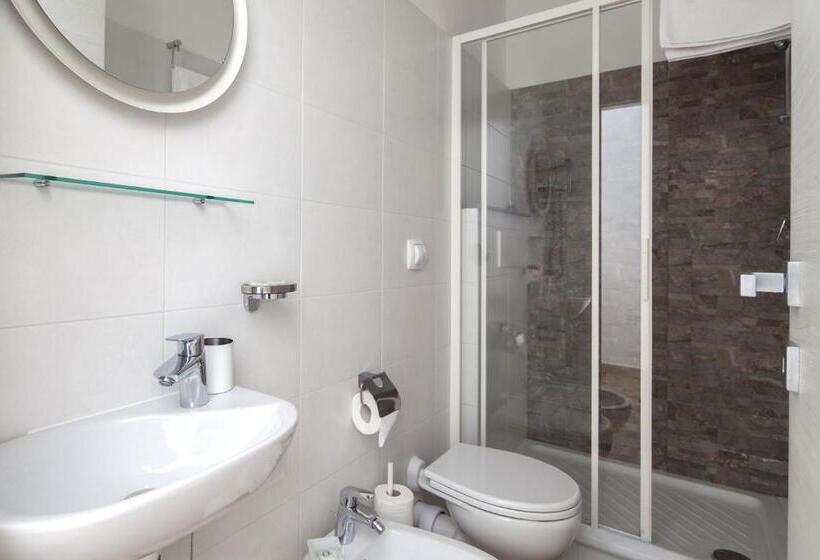 اتاق استاندارد, Cinque Terre Charme Rooms