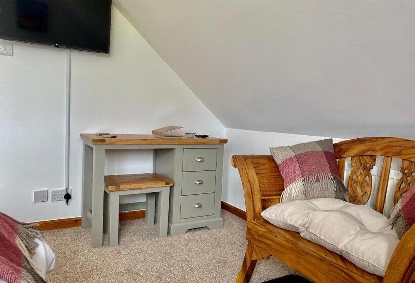 غرفة قياسية مطلة على الجبل, Cleadail Guest House