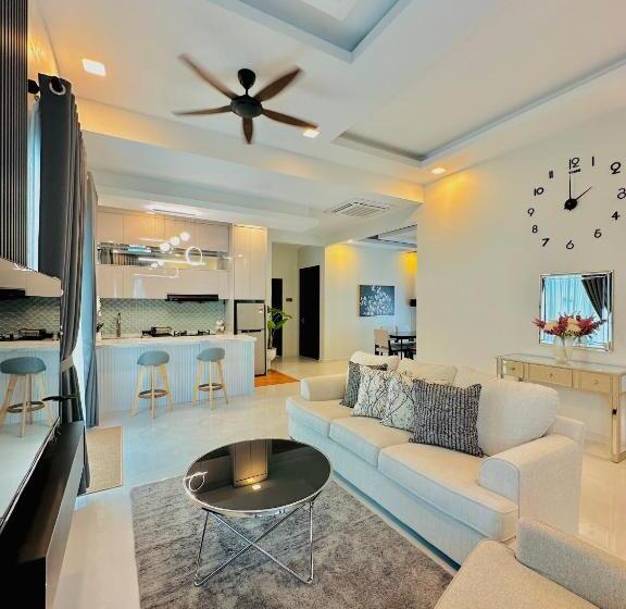 Вилла 3 Спальни, Tijami Villa & Resort