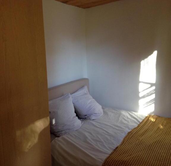 منزل غرفتين نوم, Au Chat Qui Pêche