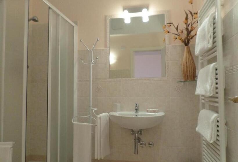 غرفة قياسية ثلاثية, Bed And Breakfast  Il Tesoro Di Mario