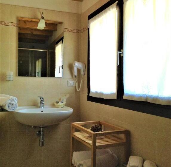 חדר סטנדרט לארבעה, Le Camere Del  Mulino Del Grillo