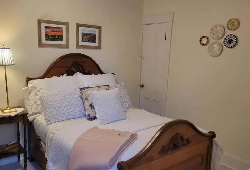 ファミリールーム, Clinton Pond Bed And Breakfast