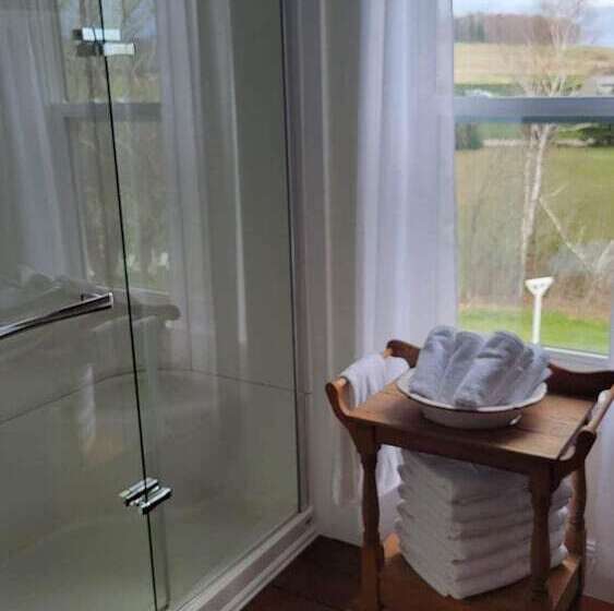 غرفة عائلية, Clinton Pond Bed And Breakfast