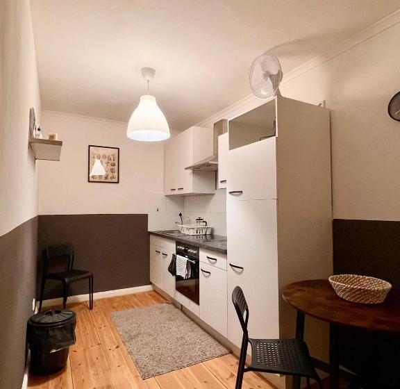 آپارتمان 2 خوابه, Dene Living Apartments