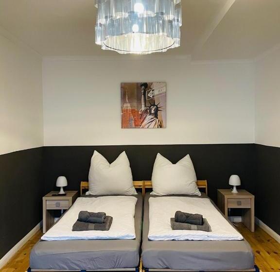 استودیو استاندارد با تراس, Dene Living Apartments