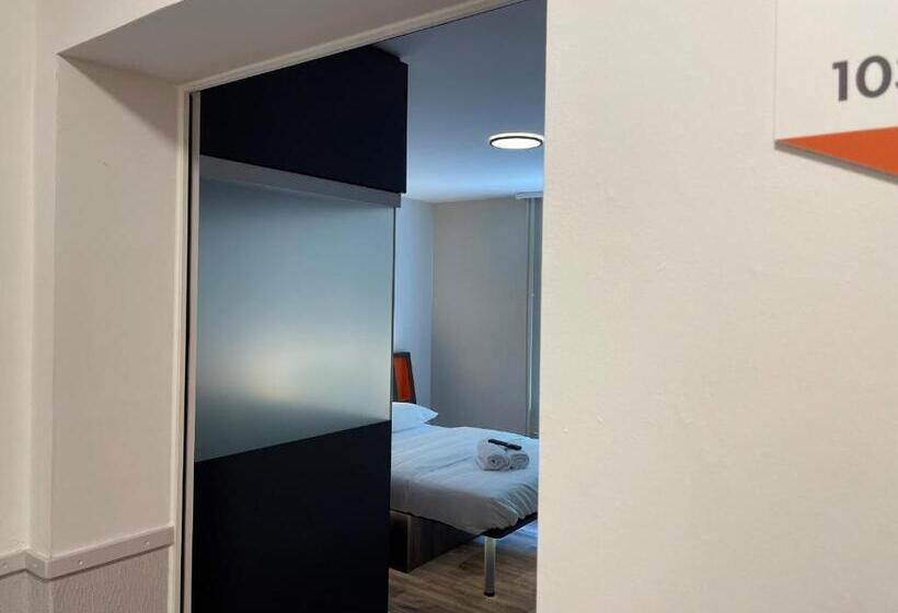 اتاق استاندارد, Easyhotel Zürich Main Station