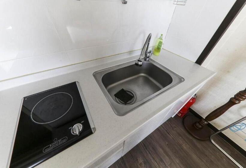 Quarto Triplo Estandar, Hamduk Pungkyungchae Pension