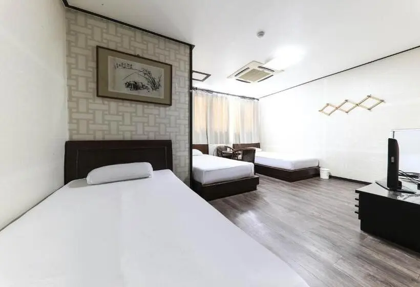 スタンダードトリプルルーム, Hamduk Pungkyungchae Pension