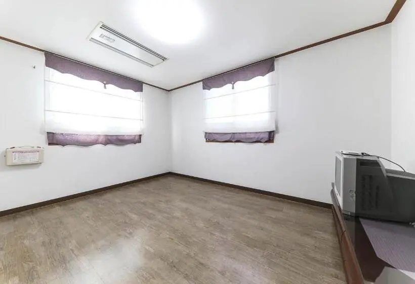 スタンダード４人部屋, Hamduk Pungkyungchae Pension