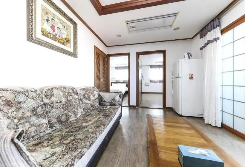 スタンダード４人部屋, Hamduk Pungkyungchae Pension
