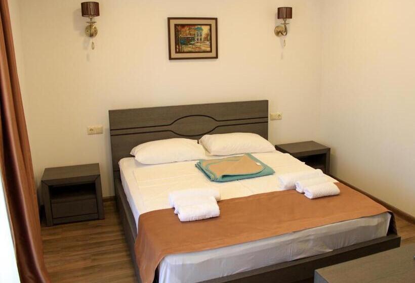 اتاق استاندارد با چشمانداز دریا, Kolkhi Shekvetili