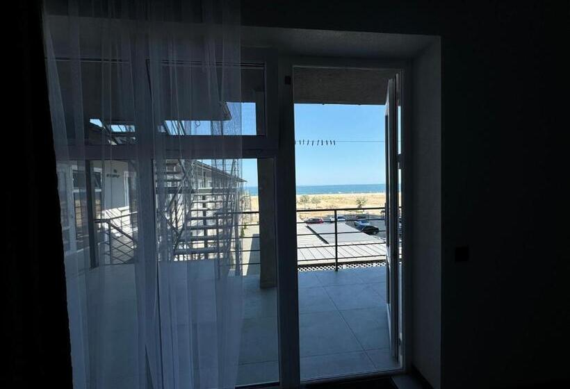 Deluxe Driepersoonskamer, Loft кароліно бугаз