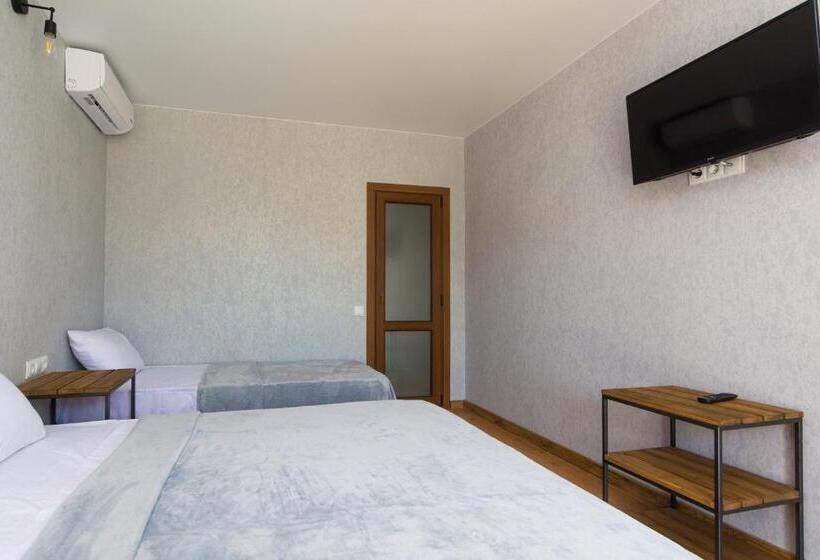 Трехместный Номер Комфорт, Loft кароліно бугаз