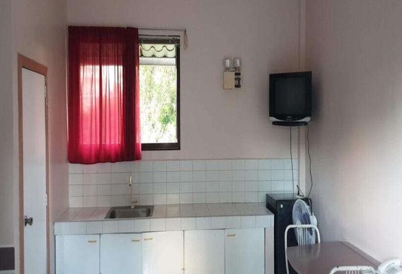 جناح عائلي, Oyo 1079 Mayon View Garden Apartelle Sa Bukid