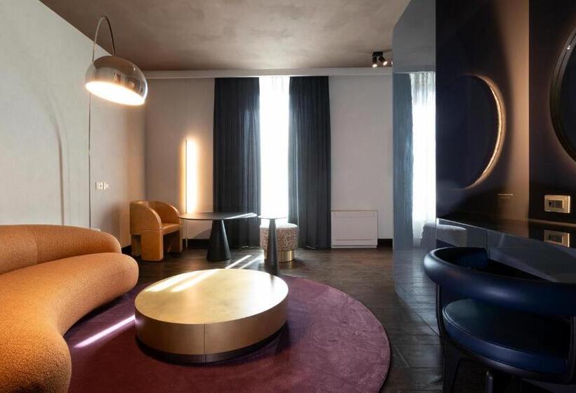 סוויטת ג'וניור, Palazzo Utini