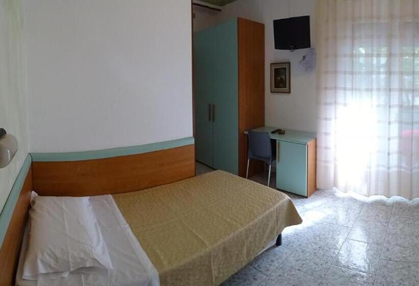 Номер Стандарт Индивидуальный, Royal