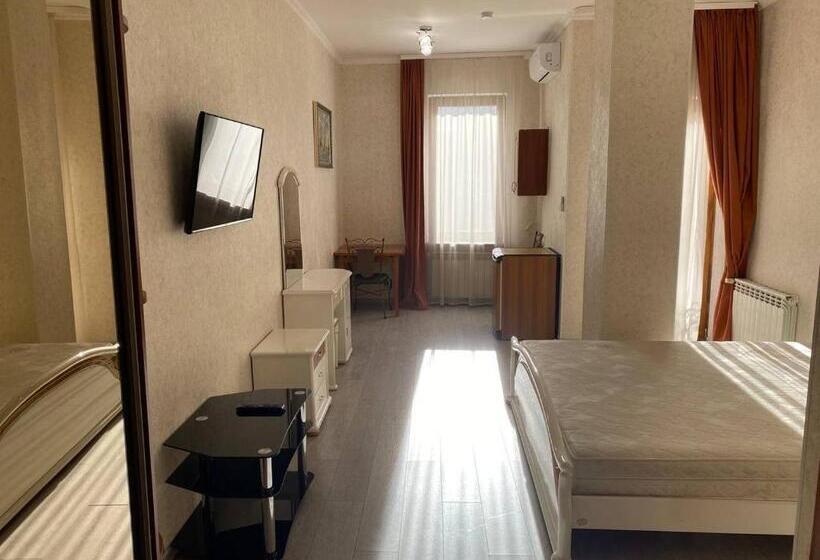 Cameră Deluxe, Valencia