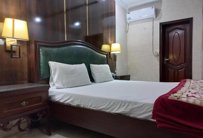 اتاق استاندارد با چشم‌انداز باغ, Orange Lake Resort