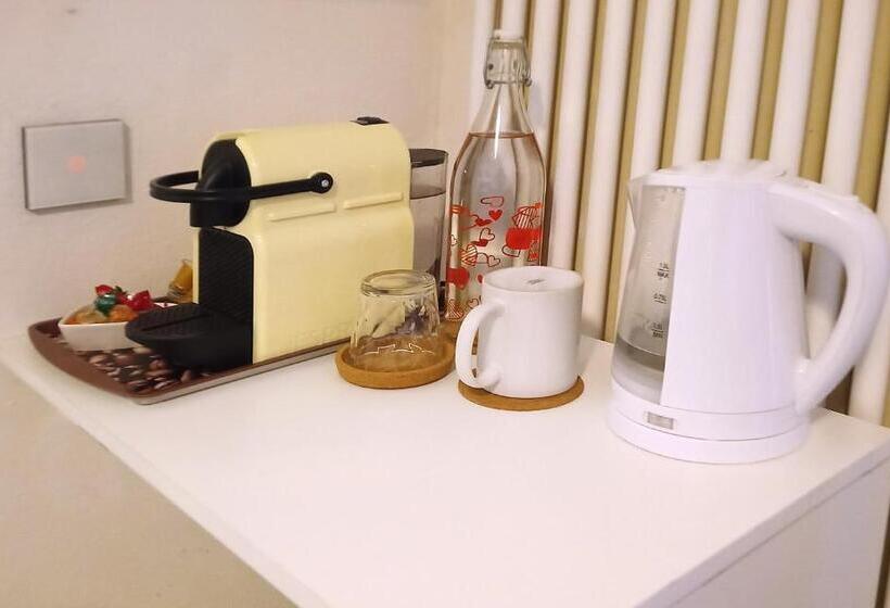 اتاق استاندارد, Be Easy In Selva