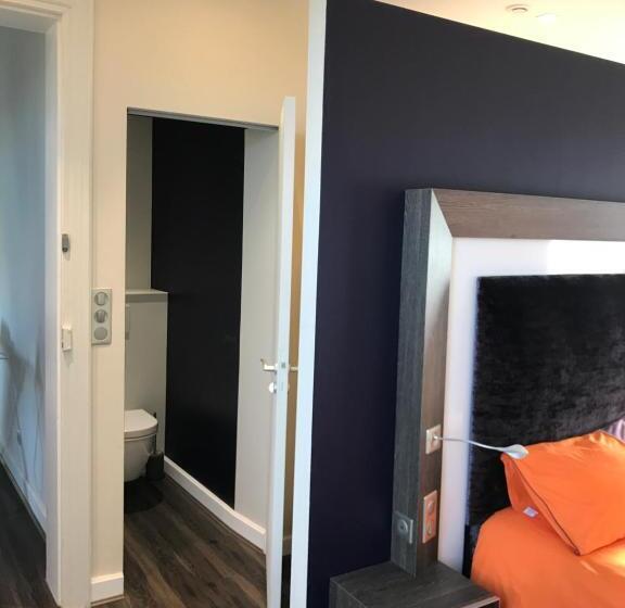 غرفة قياسية, Le Haut Du Pavé