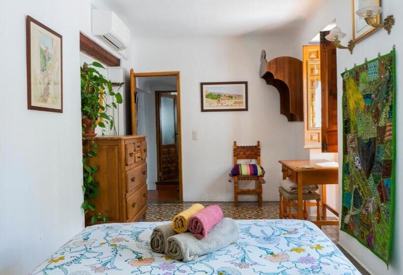 اتاق استاندارد با سرویس بهداشتی مشترک, Oripando Private Rooms