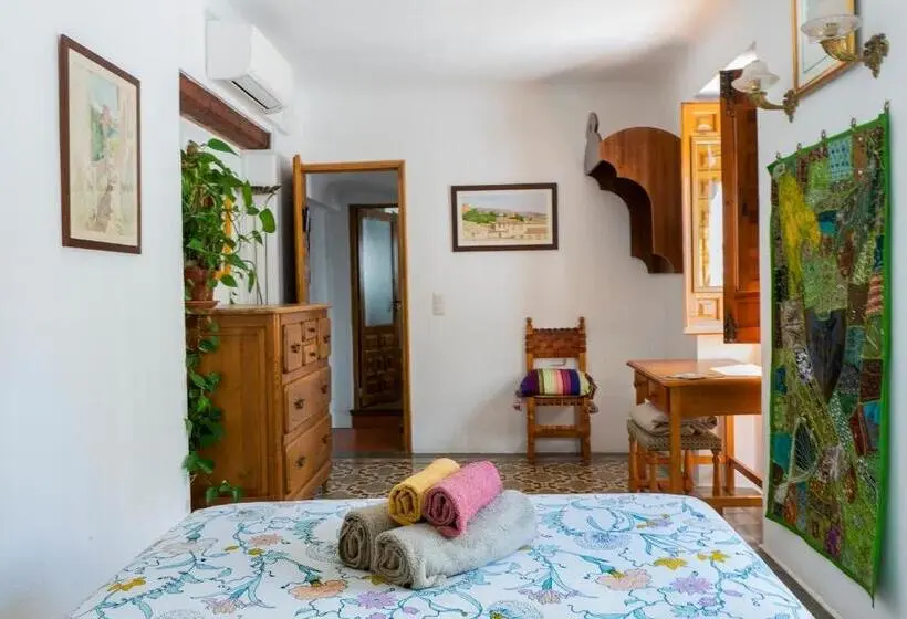اتاق استاندارد با سرویس بهداشتی مشترک, Oripando Private Rooms