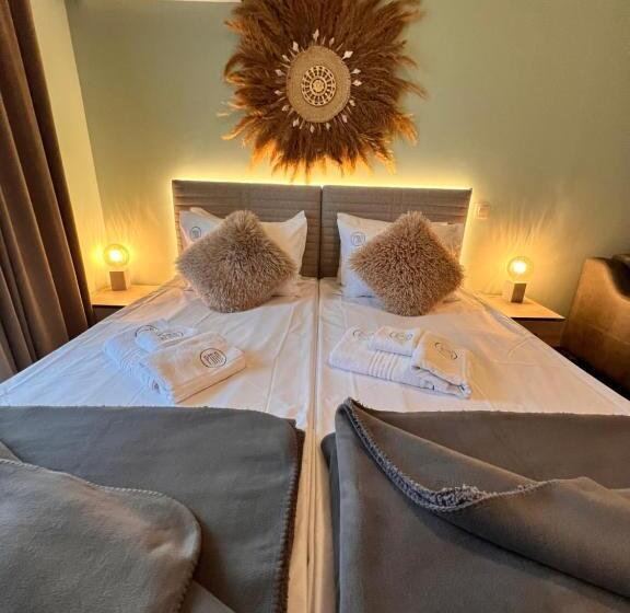 标准间, Pino Villa, Casa, Cucina е Terrazza