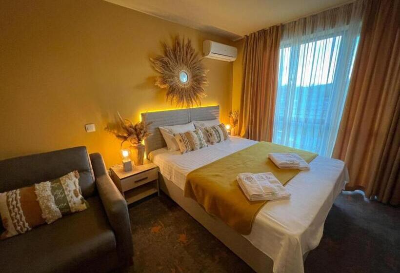 高级大房间, Pino Villa, Casa, Cucina е Terrazza