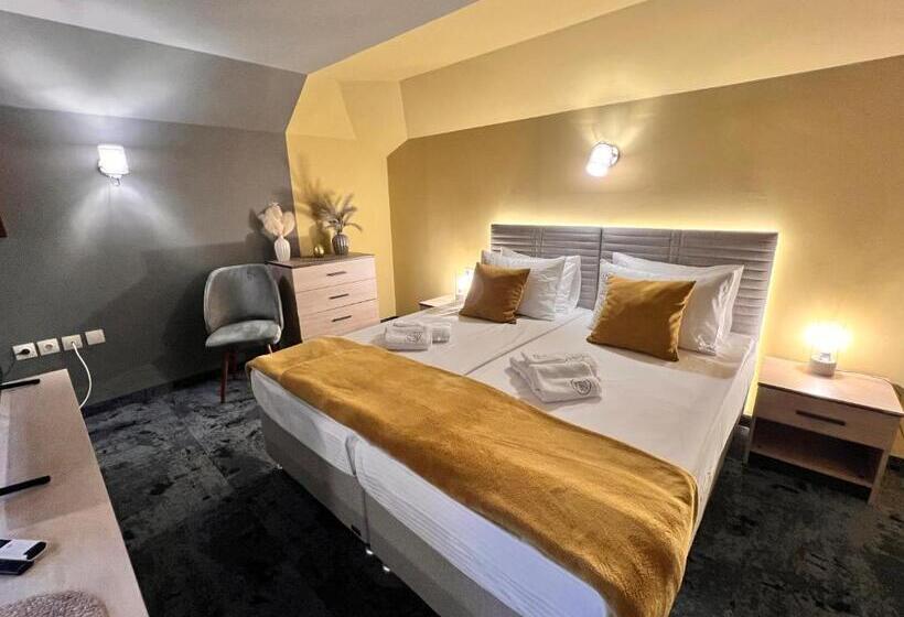 套房, Pino Villa, Casa, Cucina е Terrazza