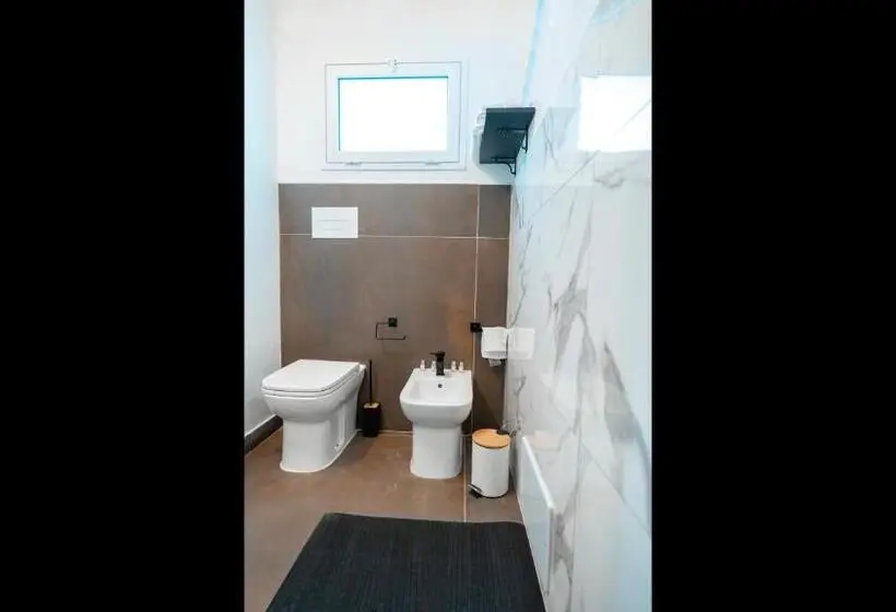 اتاق خانوادگی, Room In Guest Room   Luxury Room La Mandorla