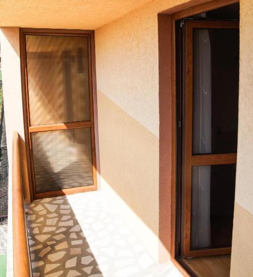 스탠다드 룸, Pensiunea Nicol