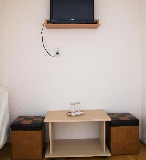 스탠다드 룸, Pensiunea Nicol