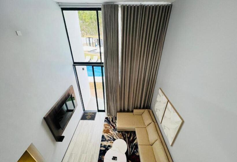 سوییت اجرایی, Residence Hotel Borrowdale