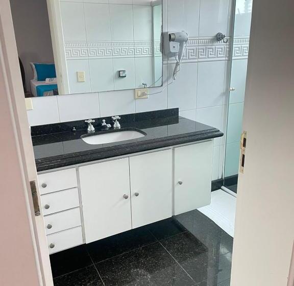 家庭间, Bene Beach Pousada Guarujá