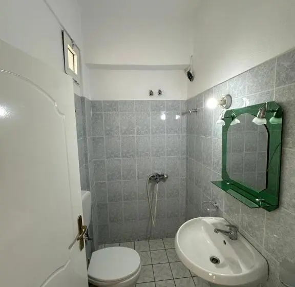 Habitació Triple Comfort, Elysian Sunset Studios