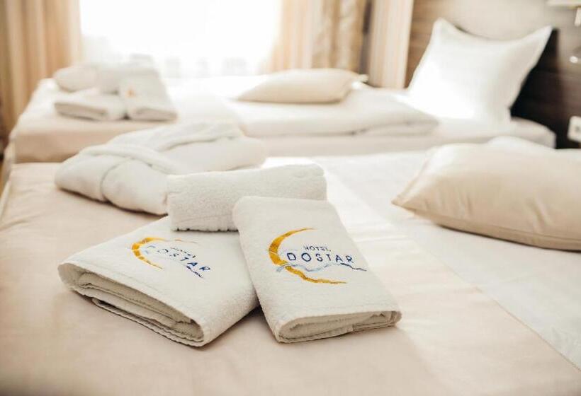 سوییت خانوادگی, Dostar