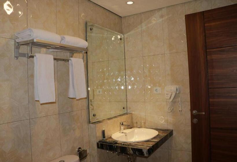 اتاق استاندارد با چشمانداز, Horison Sentani