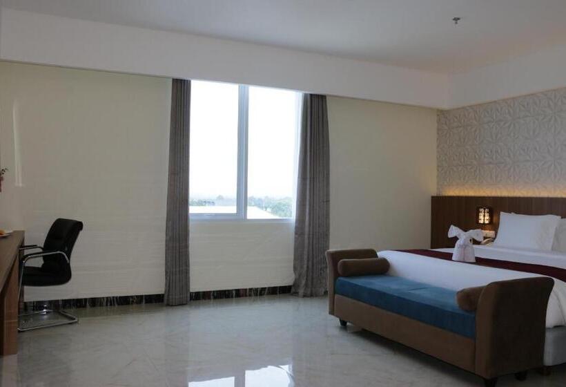 سوییت جونیور, Horison Sentani