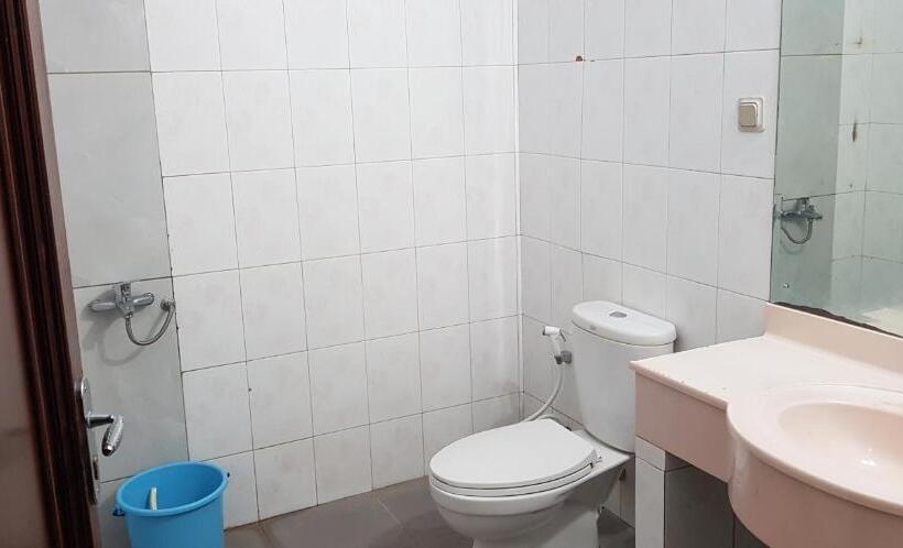 스탠다드 룸 킹사이즈 침대, Pondok Putri