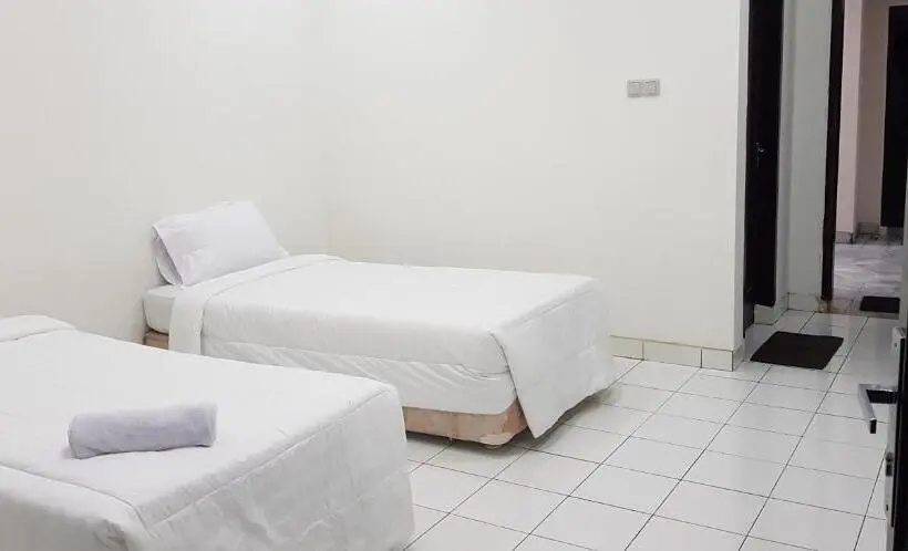 Chambre Economy, Pondok Putri