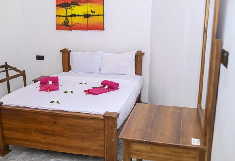 غرفة قياسية ثلاثية, Negombo Royal Villa By Hotel Oviniru